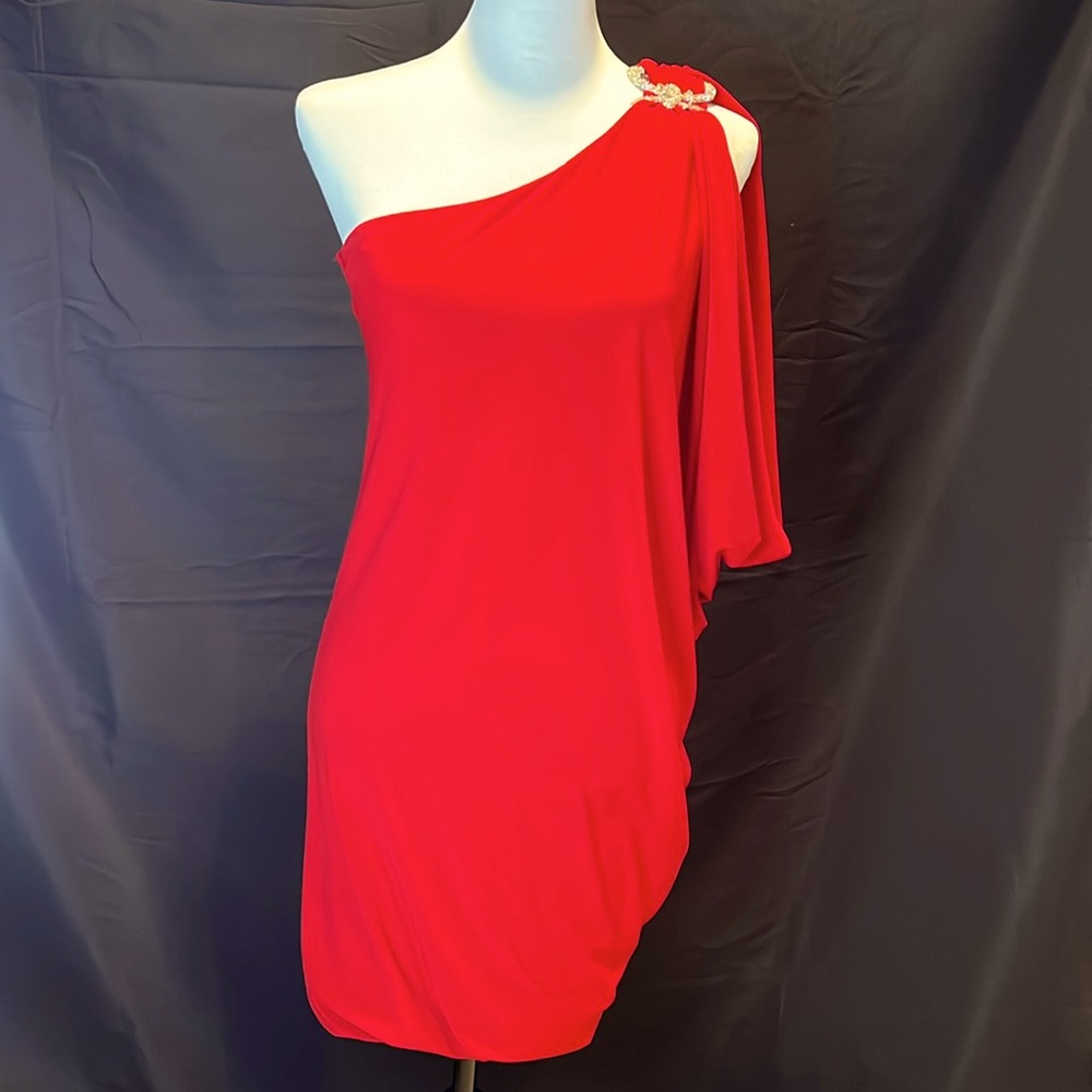 Cache True Red Stretch Holiday Formal Cocktail Dress XS Brooch Strap
